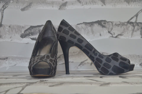 Nine West - Peep Toe - 10M