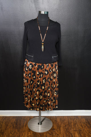 Gabrielle Union & Worthington - Top & Skirt